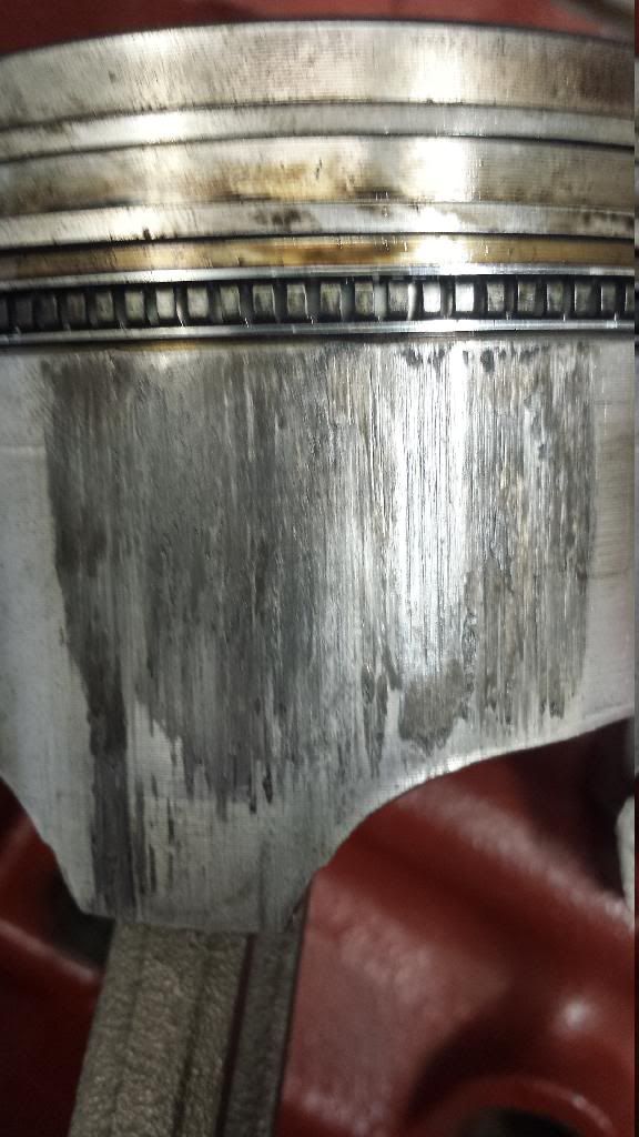 Galled/scored Piston and bore